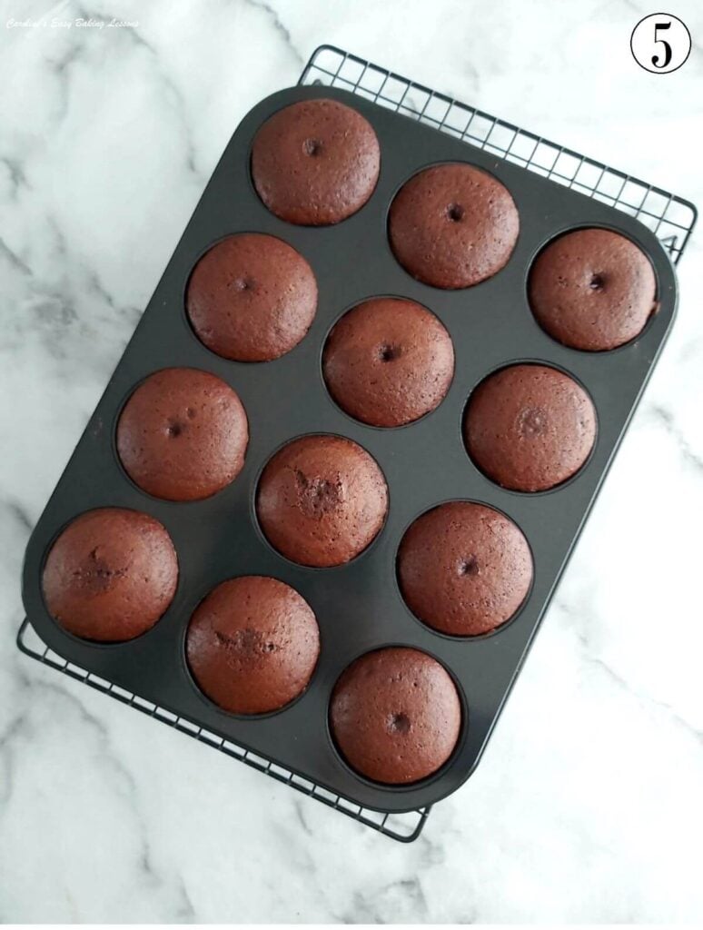 Cooling mini chocolate bundt cakes in the pan - photo 5.